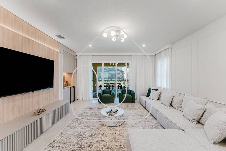 7BR Disney Home with Private Pool