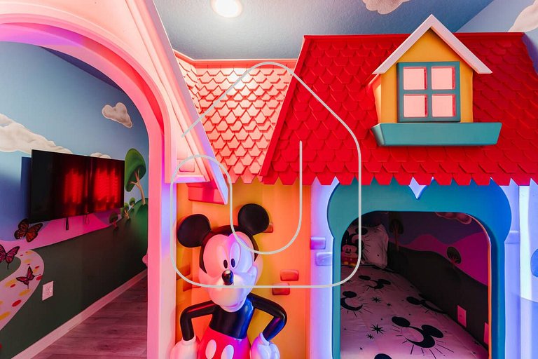 Casa 7 Quartos Disney com Piscina Privativa