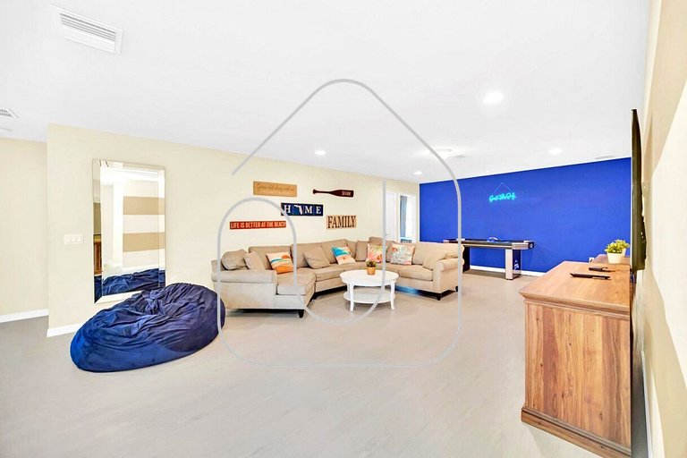 8BR/6BA Luxury Villa, Private Pool, Disney