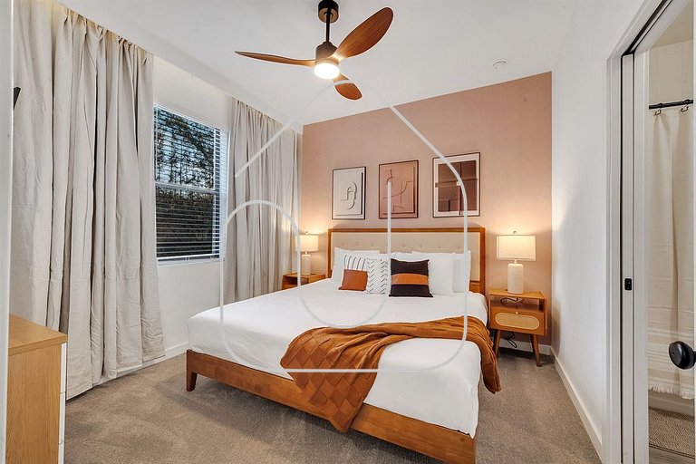 Casa 3 Quartos no The Hub com Piscina e Lazer