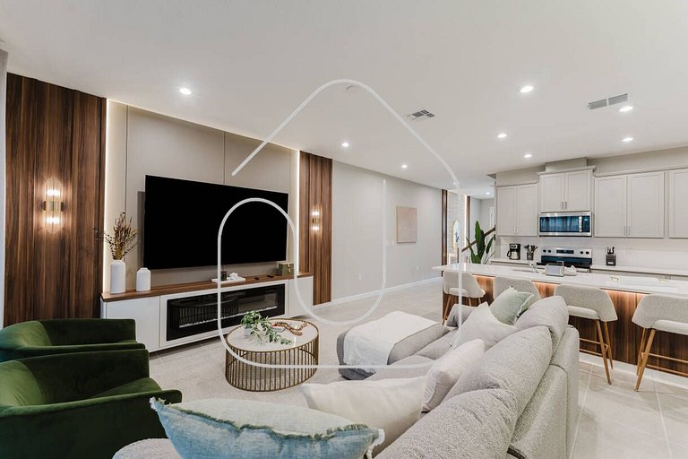 Luxury 6BR Villa near Disney with Pool