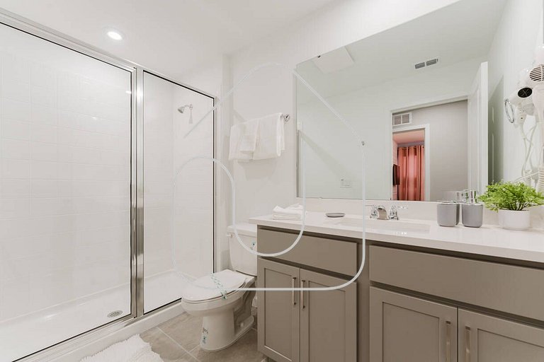 Luxury 6BR Villa near Disney with Pool