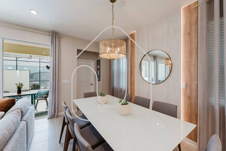 Luxuosa Casa 6 Quartos com Piscina no Solara