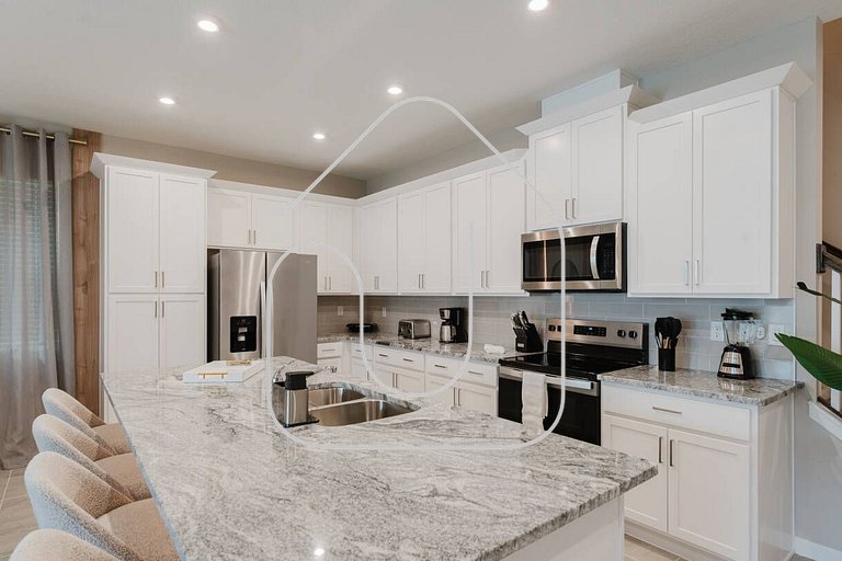 Luxuosa Casa 6 Quartos com Piscina no Solara