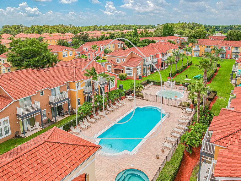 Lake View Home w/ Private Pool & 5BR – Near Disney