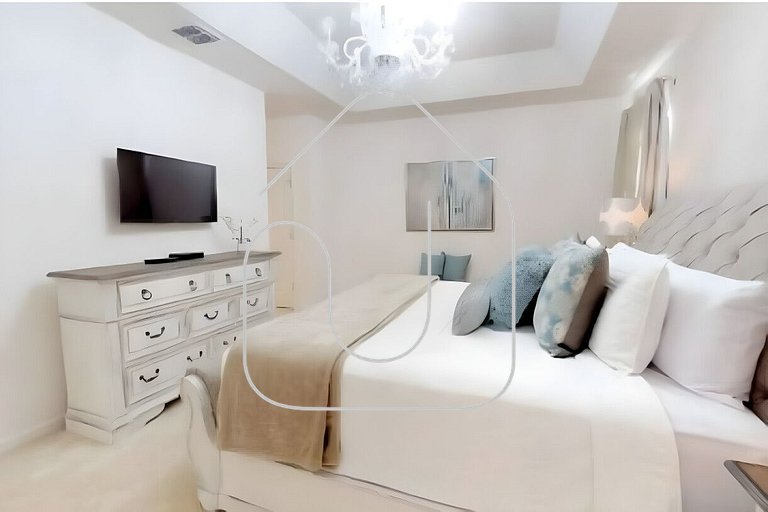 Comfort & Leisure | 6BR Home with Private Pool