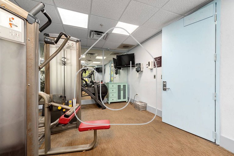 Enclave Studio – Pools, Gym & Great Location