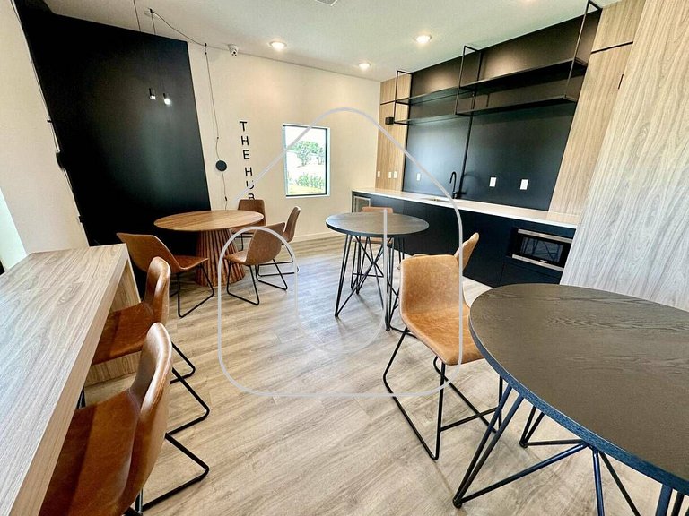 Casa 3 Quartos no The Hub com Piscina e Lazer