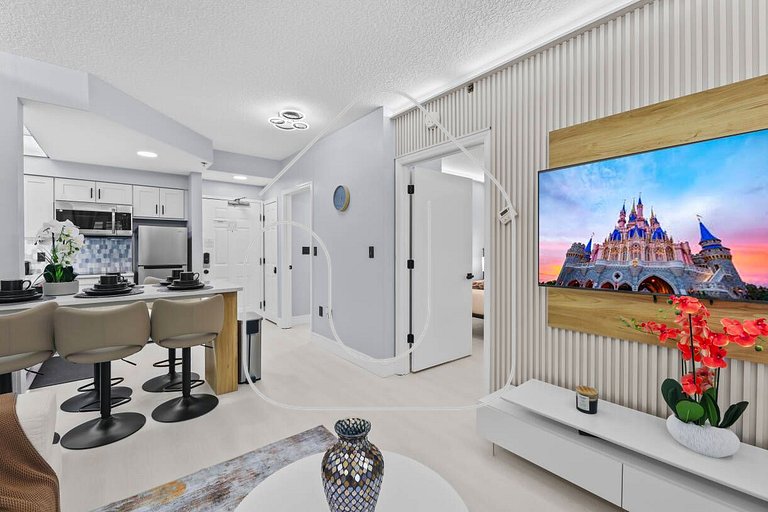 StaySky Orlando, Family Suite w/ Kitchen