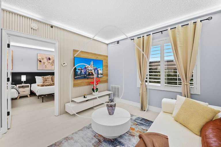 StaySky Orlando, Family Suite w/ Kitchen