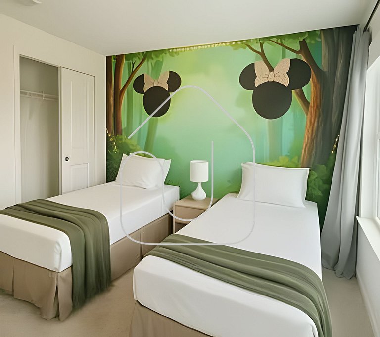 6BR Solara Villa with Pool, Themed Rooms
