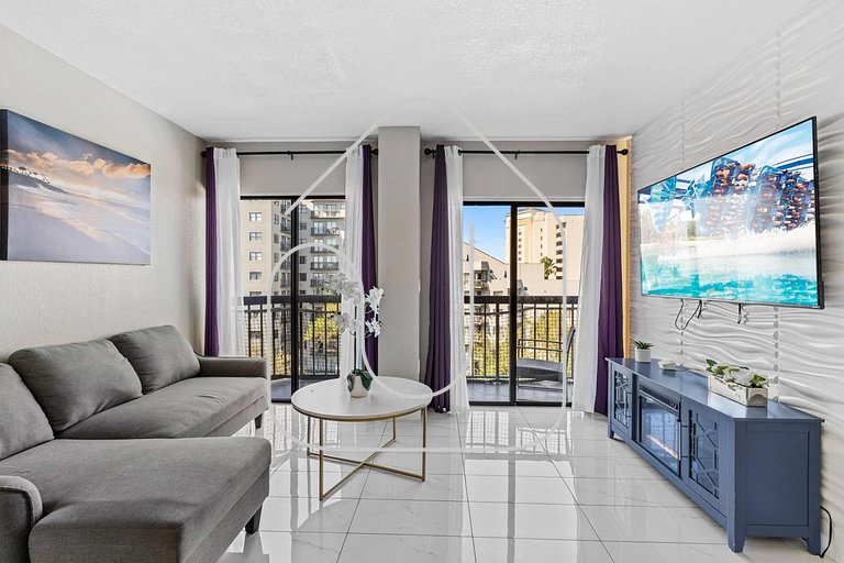 Modern 2BR Retreat at The Enclave