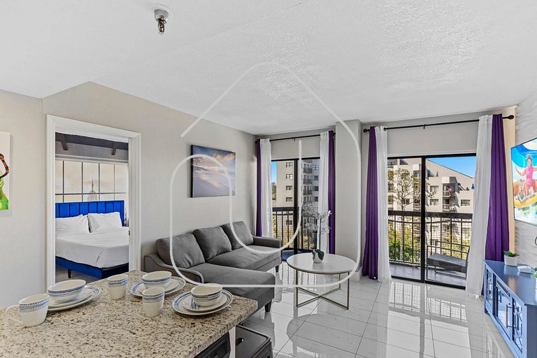 Modern 2BR Retreat at The Enclave