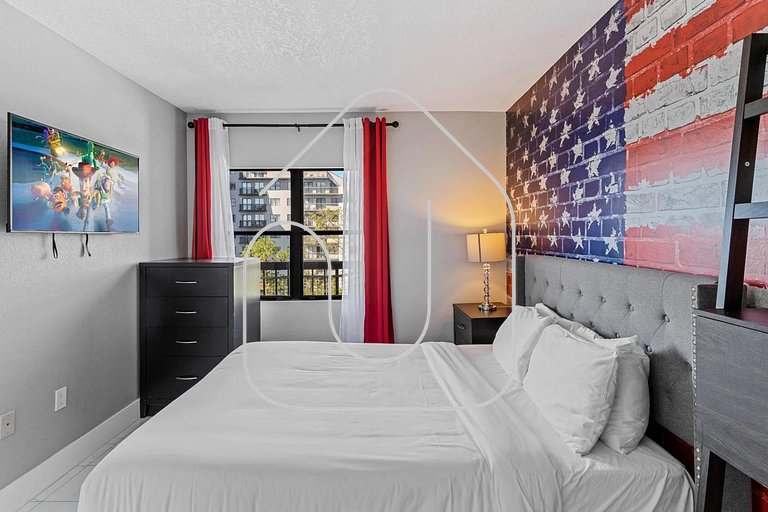 Modern 2BR Retreat at The Enclave