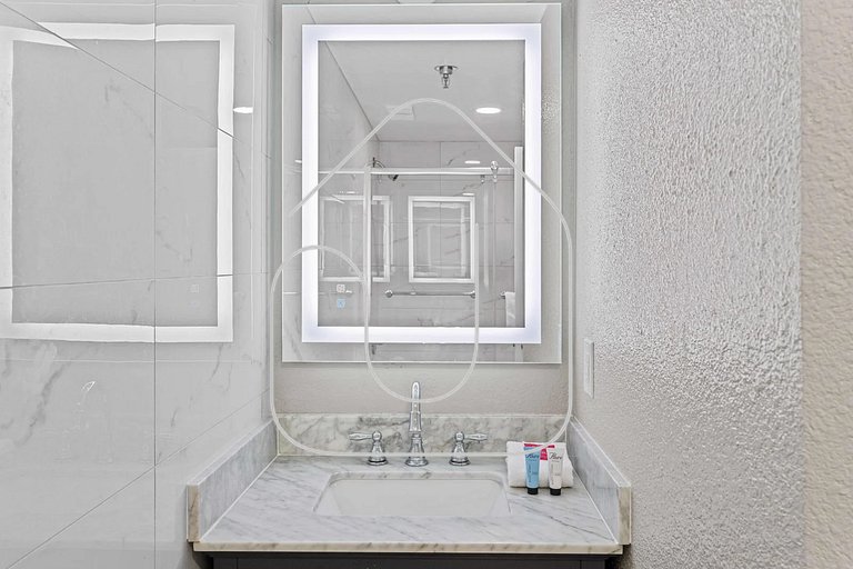 Modern 2BR Retreat at The Enclave