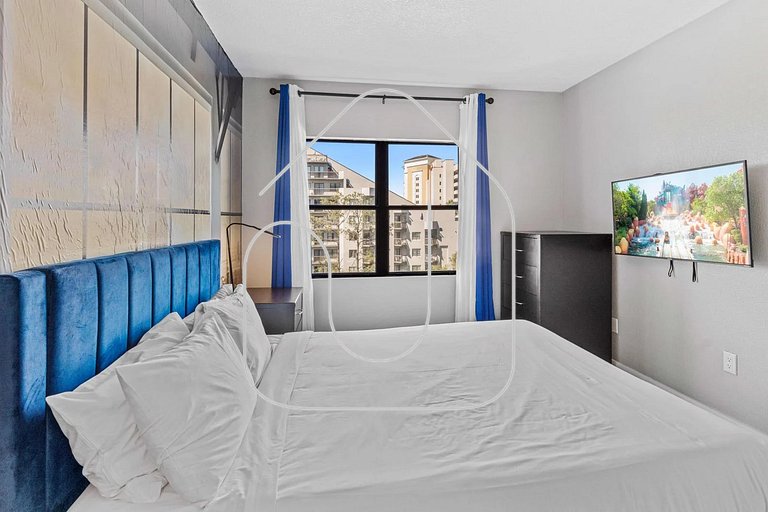 Modern 2BR Retreat at The Enclave