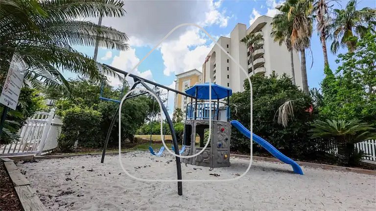 Modern 2BR Retreat at The Enclave