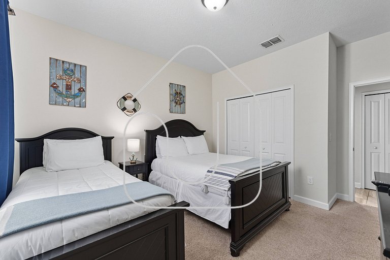 Storey Lake 6BR Villa w/ Private Pool & Spa