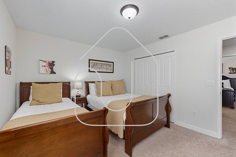 Storey Lake 6BR Villa w/ Private Pool & Spa