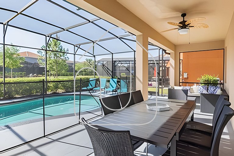 Solterra 6BR, 4 enSuites, Pool & Game Room