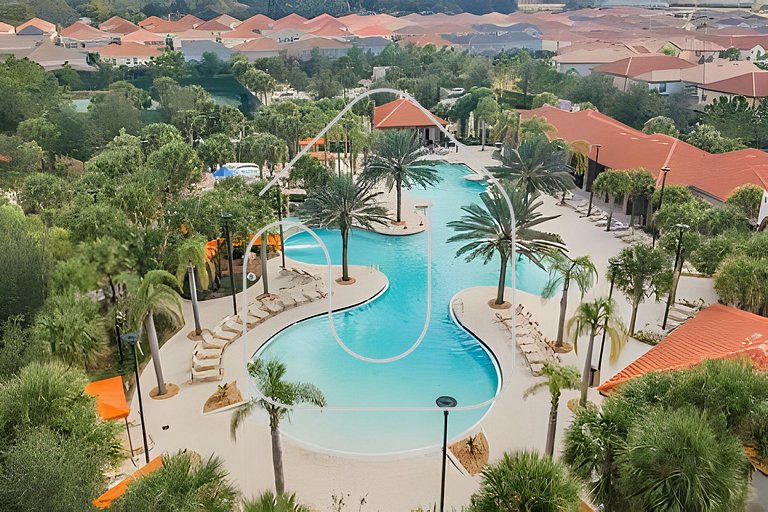 Solterra 6BR, 4 enSuites, Pool & Game Room