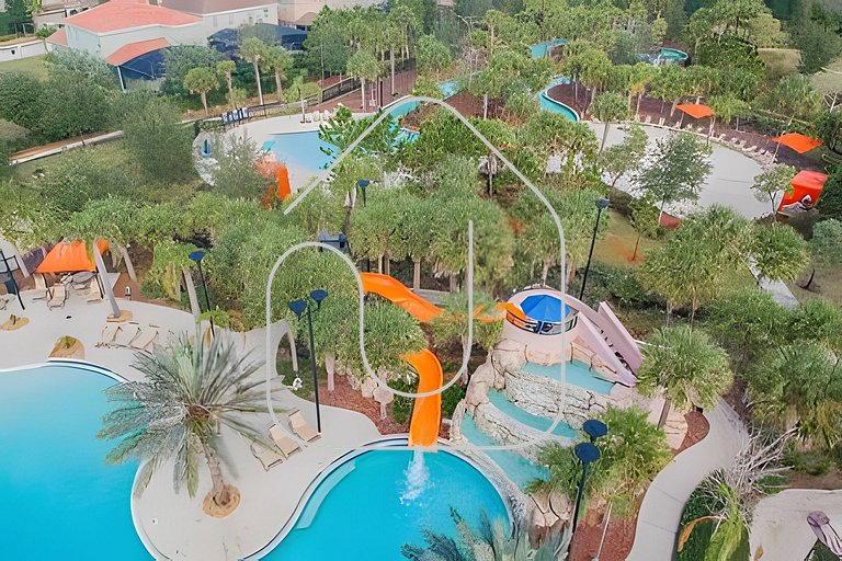 Solterra 6BR, 4 enSuites, Pool & Game Room