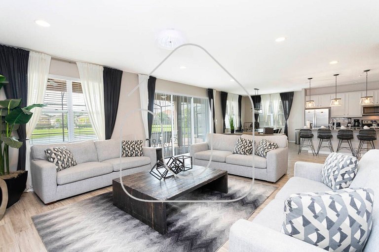 Family Home w/ Pool 9BR Near Disney