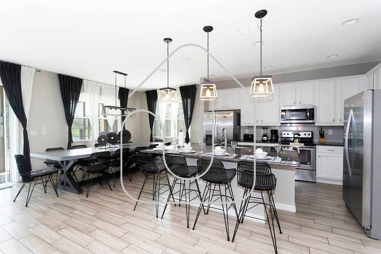 Casa Familiar c/ Piscina 9 Quartos Perto Disney