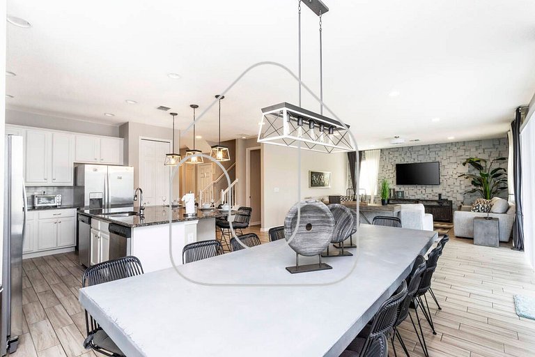 Family Home w/ Pool 9BR Near Disney