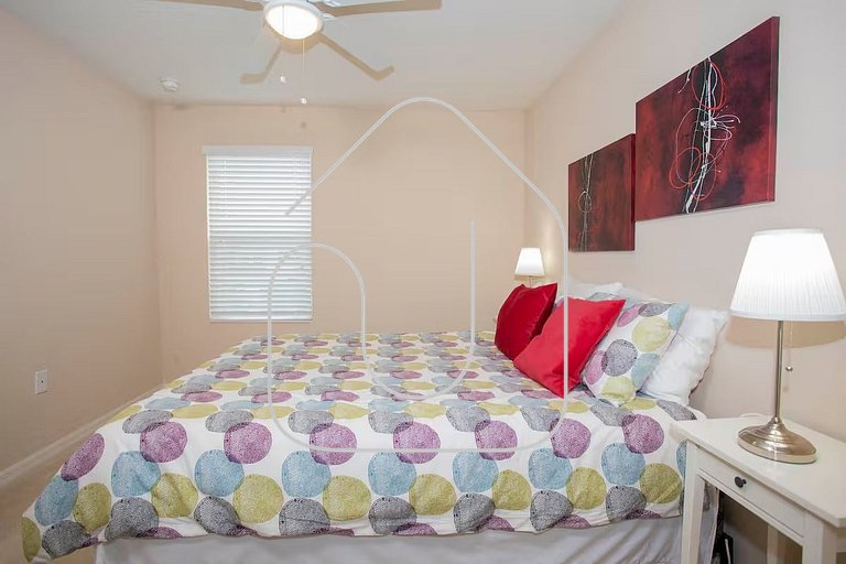 Compass Bay – Family Comfort & Resort Amenities