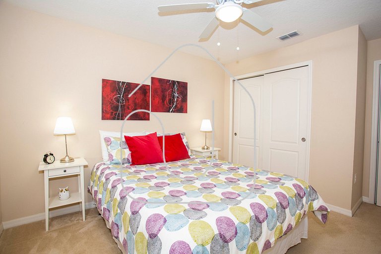 Compass Bay – Family Comfort & Resort Amenities