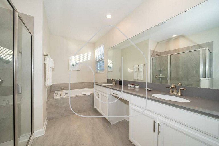 Sleeps 17 - Luxury 6BDHome with Pool – Storey Lake