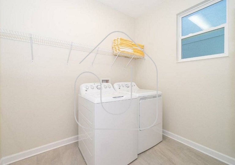 Sleeps 17 - Luxury 6BDHome with Pool – Storey Lake