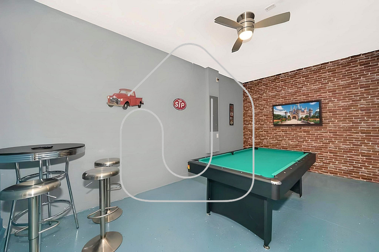 Sleeps 17 - Luxury 6BDHome with Pool – Storey Lake