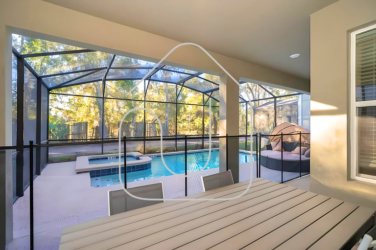 Luxo com 6 Quartos e Piscina! – Storey Lake