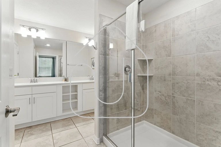 Cozy 2BR/2BA Condo at Storey Lake Resort