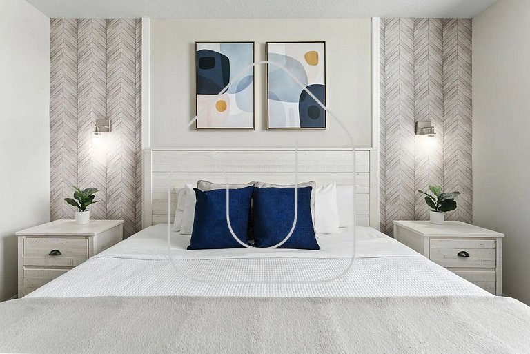 Cozy 2BR/2BA Condo at Storey Lake Resort