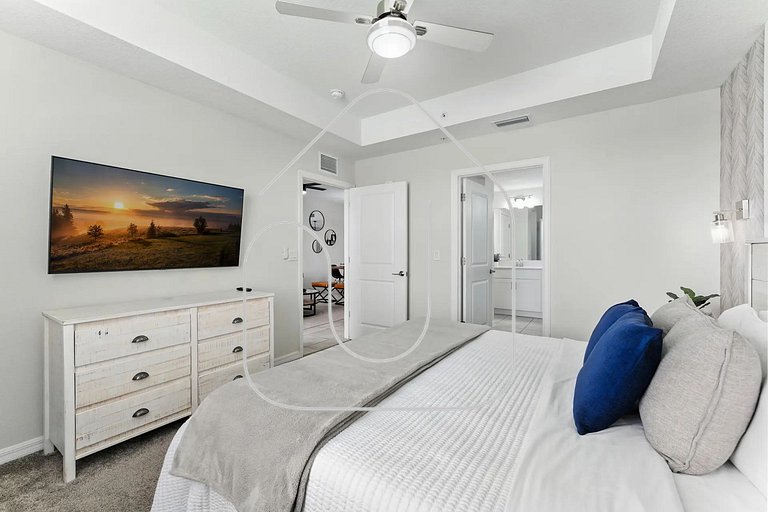 Cozy 2BR/2BA Condo at Storey Lake Resort