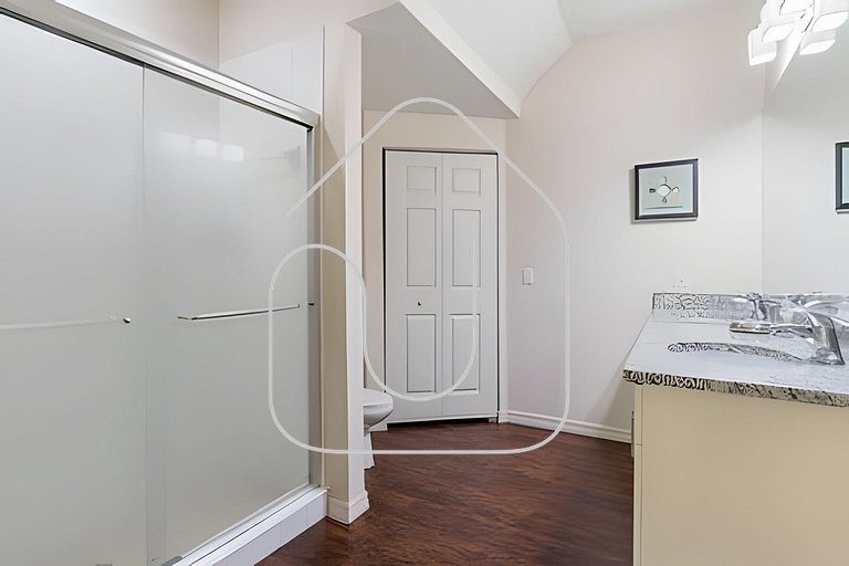 Family-Friendly 3BR in Orlando - 12102