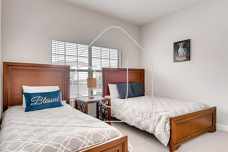 Unik 4857 SL · 5BR Home Family Disney Escape - 4857