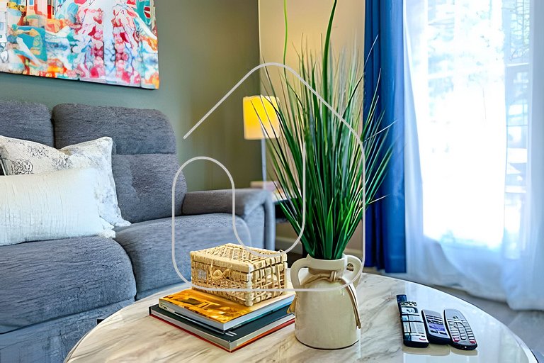 Cozy 4BR Home 5 Miles from Disney - 7105