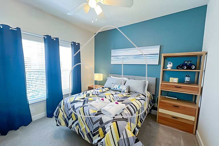 Cozy 4BR Home 5 Miles from Disney - 7105