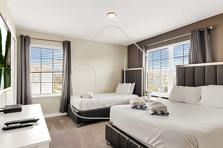 Private pool Villa at StoreyLake4959