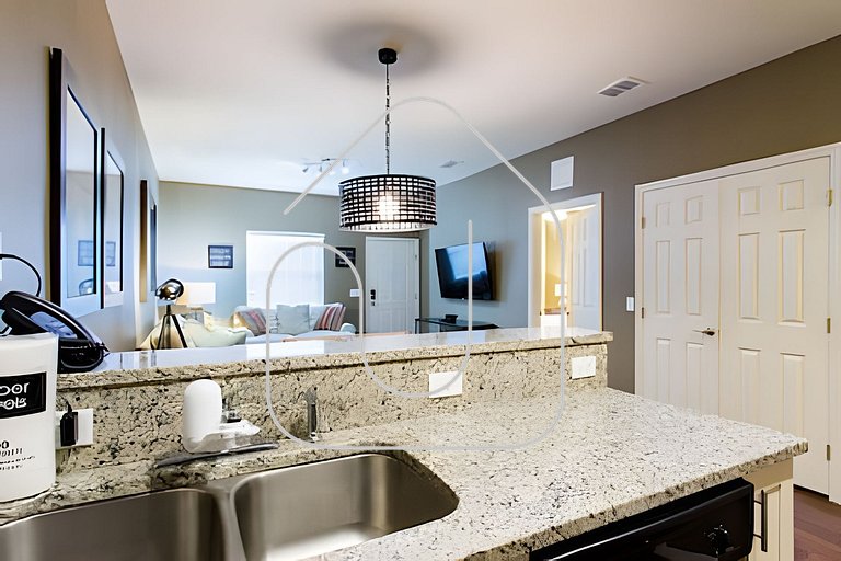 Cozy 3 BR Home Near Disney - 25107