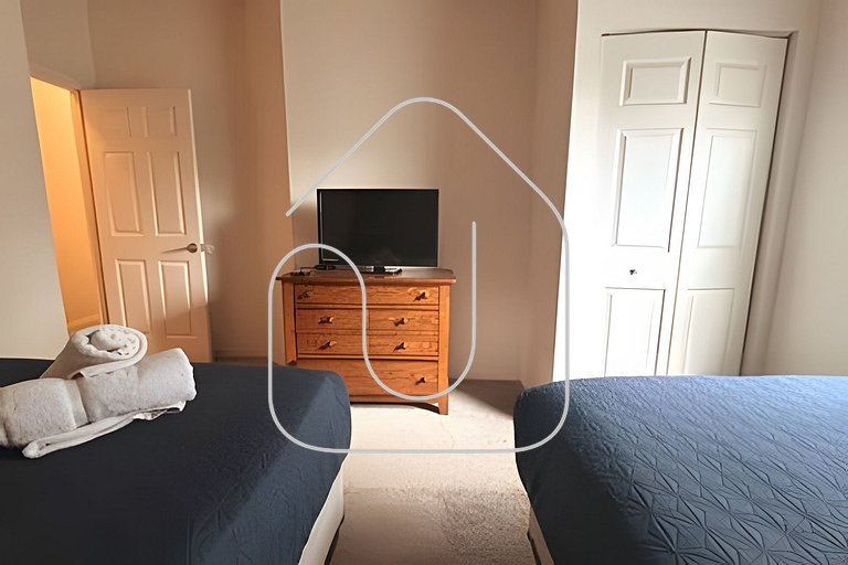 Cozy 3 BR Home Near Disney - 25107