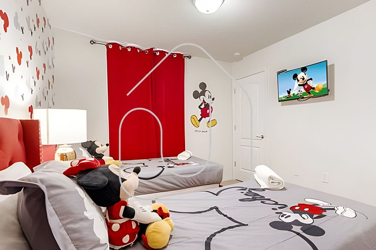 Cozy 5BR Oasis w/Pool in Orlando