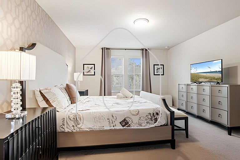 Cozy 5BR Oasis w/Pool in Orlando