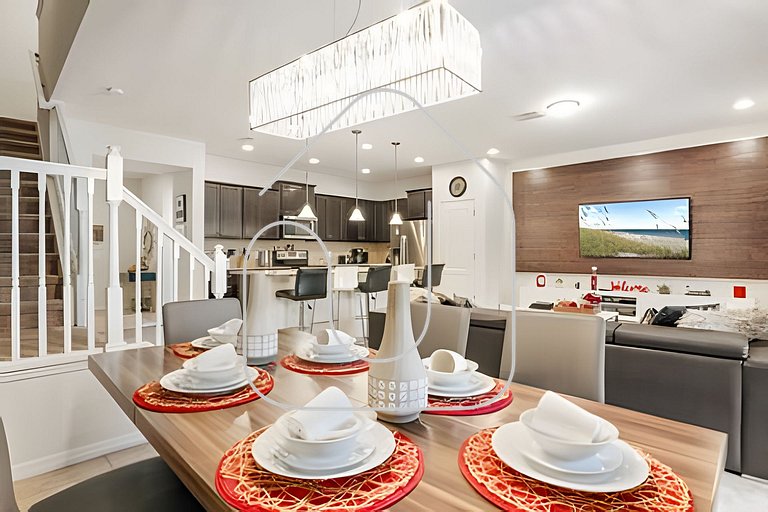 Cozy 5BR Oasis w/Pool in Orlando