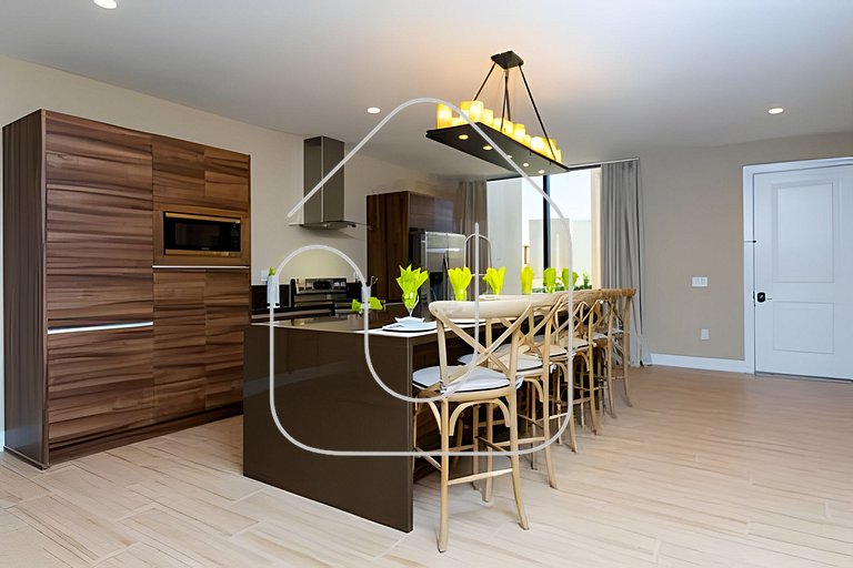 Charming 3BR Home-7527