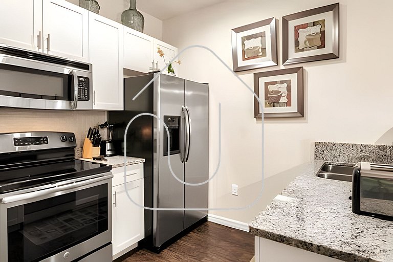 3BR Home Near Disney Parks - 19106